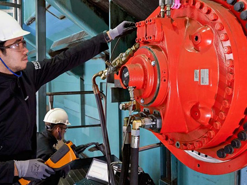 SKF軸承配置對(duì)精度的影響